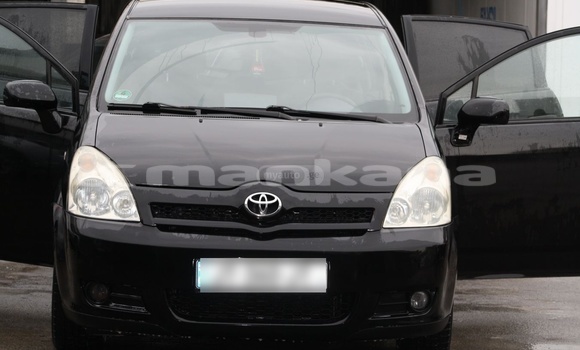Buy Used Toyota Corolla Verso Black Car in Tbilisi in Tbilisi