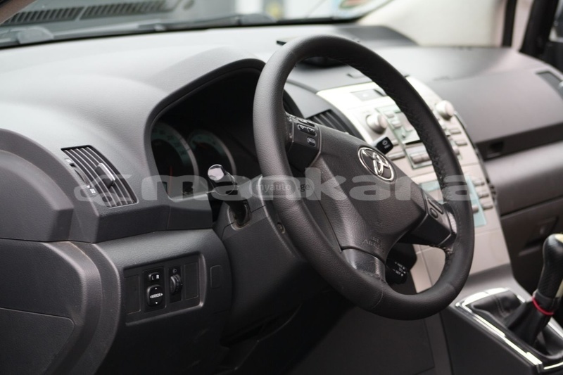 Big with watermark toyota corolla verso tbilisi tbilisi 7794