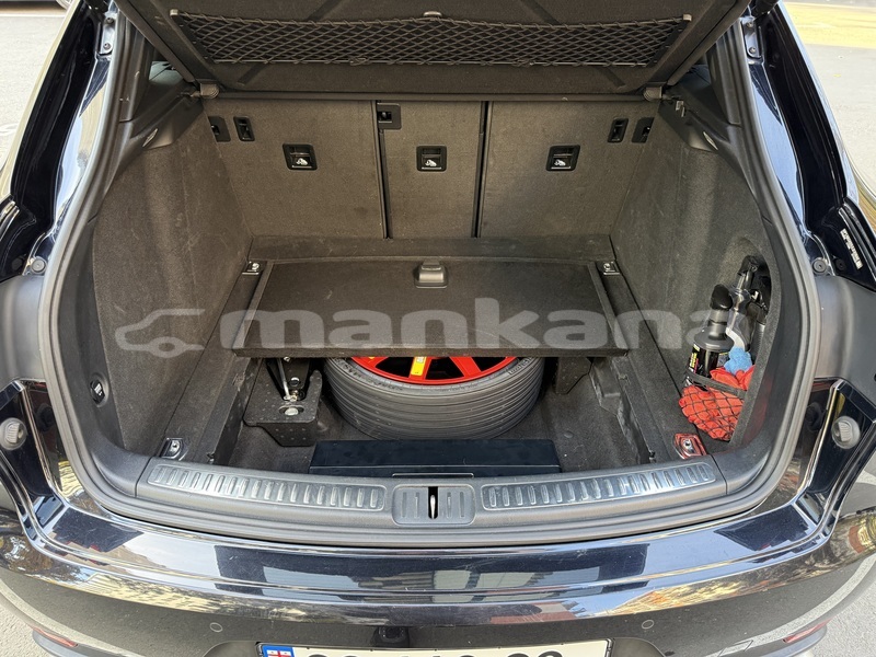 Big with watermark porsche macan tbilisi tbilisi 7803