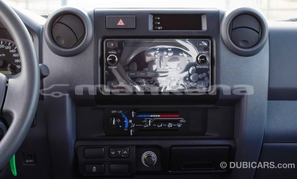 Buy Import Toyota Pickup White Car in Import - Dubai in Abhasia Buy Import Toyota Pickup White Car in Import - Dubai in Abhasia