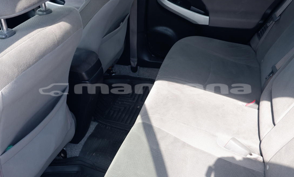 Buy Used Toyota Prius White Car in Tbilisi in Tbilisi Buy Used Toyota Prius White Car in Tbilisi in Tbilisi