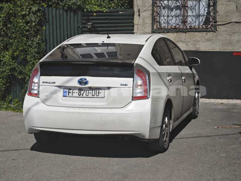 Big with watermark toyota prius tbilisi tbilisi 7851