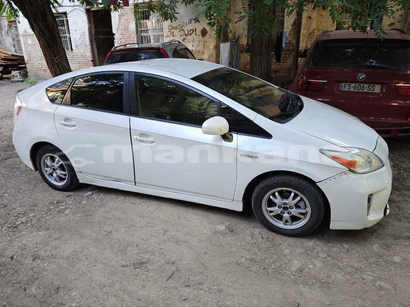 Big with watermark toyota prius tbilisi tbilisi 7851