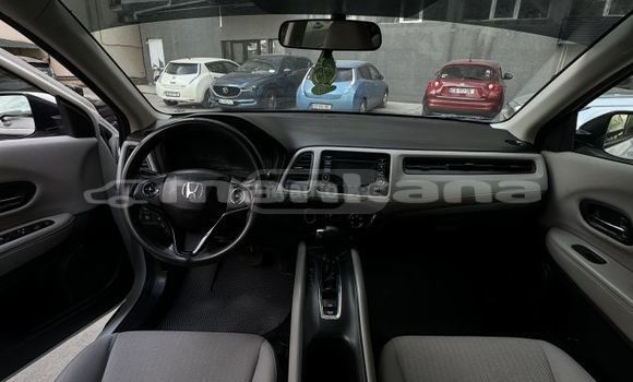 Buy Used Honda HR–V White Car in Tbilisi in Tbilisi Buy Used Honda HR–V White Car in Tbilisi in Tbilisi