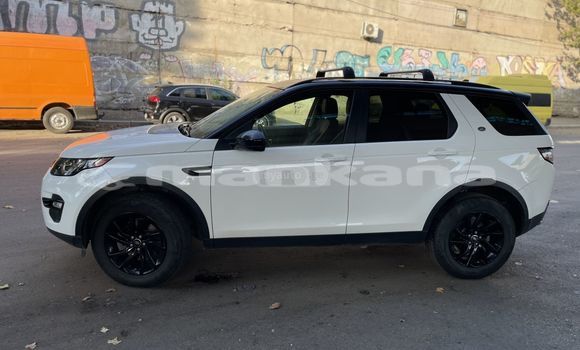 Buy Used Land Rover Discovery White Car in Tbilisi in Tbilisi Buy Used Land Rover Discovery White Car in Tbilisi in Tbilisi