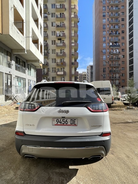 Big with watermark jeep cherokee tbilisi rustavi 7916