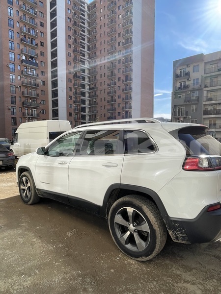 Big with watermark jeep cherokee tbilisi rustavi 7916