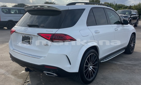 Buy Used Mercedes-Benz GLE White Car in Tbilisi in Tbilisi Buy Used Mercedes-Benz GLE White Car in Tbilisi in Tbilisi