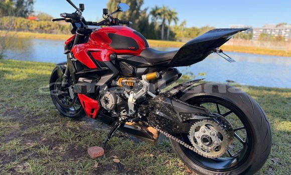 Buy Used Ducati Streetfighter Red Bike in Ahali Atoni in Abhasia Buy Used Ducati Streetfighter Red Bike in Ahali Atoni in Abhasia