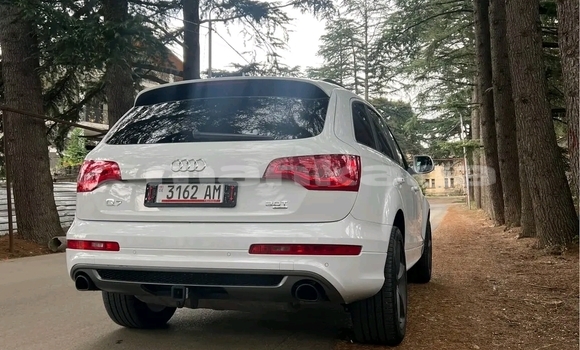 Buy Used Audi Q7 White Car in Batumi in Ajaria Buy Used Audi Q7 White Car in Batumi in Ajaria