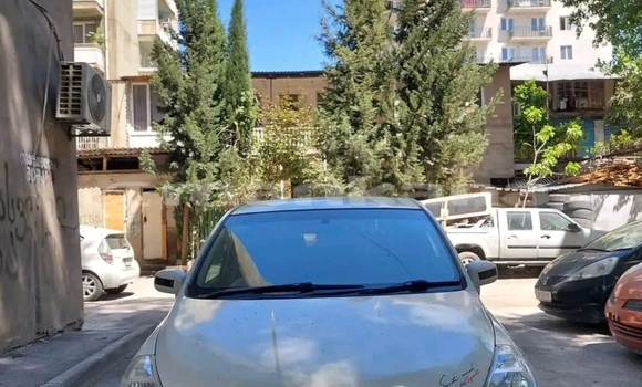 Buy Used Nissan Tiida White Car in Bagdadi in Imereti Buy Used Nissan Tiida White Car in Bagdadi in Imereti