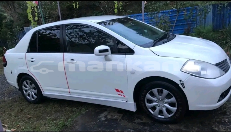 Big with watermark nissan tiida imereti bagdadi 8022