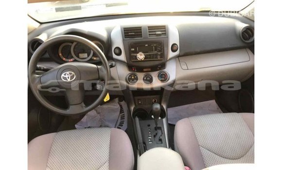 Buy Import Toyota HiAce Other Truck in Import - Dubai in Abhasia Buy Import Toyota HiAce Other Truck in Import - Dubai in Abhasia