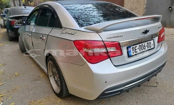 Buy Used Chevrolet Cruze White Car in Batumi in Ajaria Buy Used Chevrolet Cruze White Car in Batumi in Ajaria