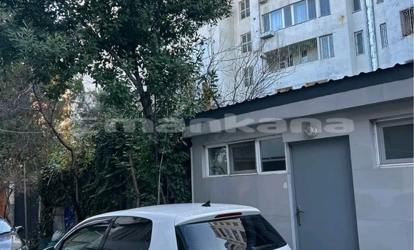 Buy Used Geo Metro White Car in Batumi in Ajaria