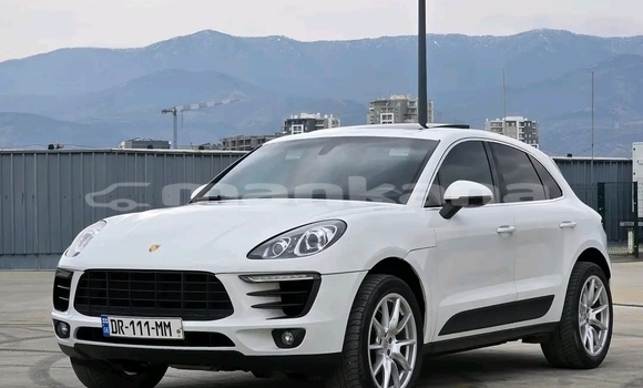 Buy Used Porsche Macan White Car in Batumi in Ajaria Buy Used Porsche Macan White Car in Batumi in Ajaria