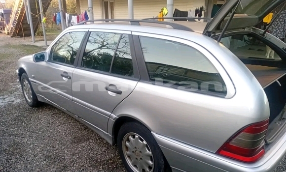 Buy Used Mercedes-Benz A–Class Red Car in Bihvinta in Abhasia Buy Used Mercedes-Benz A–Class Red Car in Bihvinta in Abhasia