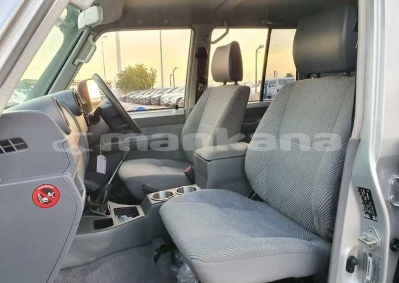 Big with watermark toyota land cruiser imereti tkibuli 8069