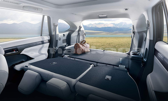 Buy New Toyota Highlander White Car in Tkibuli in Imereti Buy New Toyota Highlander White Car in Tkibuli in Imereti