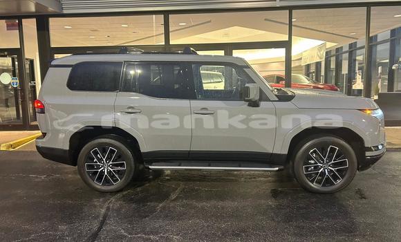 Buy Used Lexus GX White Car in Tbilisi in Tbilisi Buy Used Lexus GX White Car in Tbilisi in Tbilisi