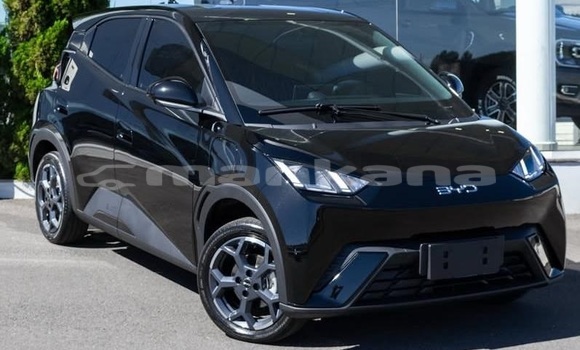 Buy Used BYD S6 White Car in Tbilisi in Tbilisi Buy Used BYD S6 White Car in Tbilisi in Tbilisi