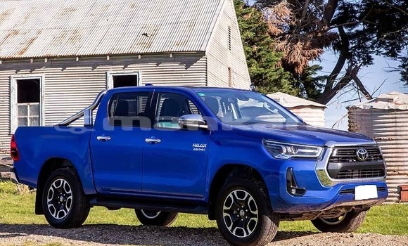 Buy Used Toyota Hilux White Car in Tbilisi in Tbilisi Buy Used Toyota Hilux White Car in Tbilisi in Tbilisi