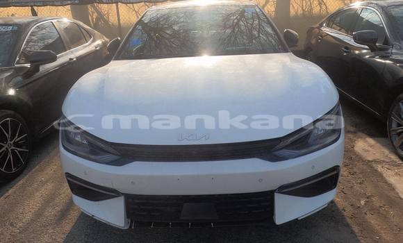 Buy Used Kia Elan White Car in Tbilisi in Tbilisi