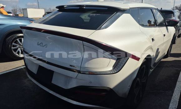 Buy Used Kia Elan White Car in Tbilisi in Tbilisi Buy Used Kia Elan White Car in Tbilisi in Tbilisi