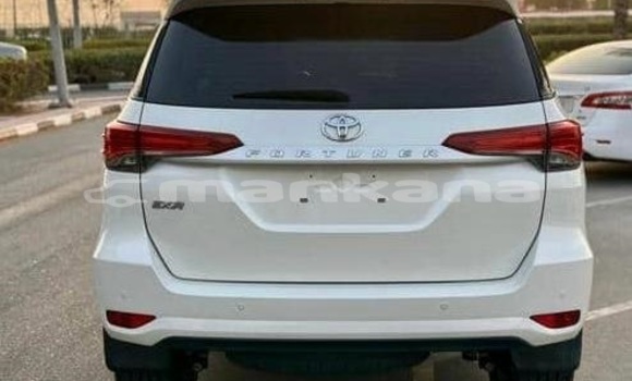 Buy Used Toyota Fortuner White Car in Tbilisi in Tbilisi Buy Used Toyota Fortuner White Car in Tbilisi in Tbilisi
