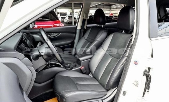 Buy Used Nissan X–Trail White Car in Tbilisi in Tbilisi Buy Used Nissan X–Trail White Car in Tbilisi in Tbilisi