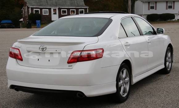 Buy Used Toyota Camry White Car in Tbilisi in Tbilisi Buy Used Toyota Camry White Car in Tbilisi in Tbilisi
