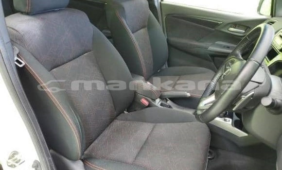 Buy Used Honda FIT White Car in Tbilisi in Tbilisi Buy Used Honda FIT White Car in Tbilisi in Tbilisi
