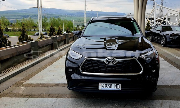 Buy New Toyota Highlander Black Car in Rustavi in Tbilisi Buy New Toyota Highlander Black Car in Rustavi in Tbilisi