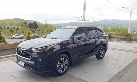 Buy New Toyota Highlander Black Car in Rustavi in Tbilisi Buy New Toyota Highlander Black Car in Rustavi in Tbilisi