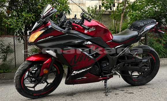 Buy Used Kawasaki Ninja Red Bike in Tbilisi in Tbilisi Buy Used Kawasaki Ninja Red Bike in Tbilisi in Tbilisi
