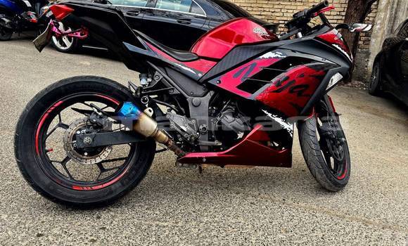 Buy Used Kawasaki Ninja Red Bike in Tbilisi in Tbilisi Buy Used Kawasaki Ninja Red Bike in Tbilisi in Tbilisi