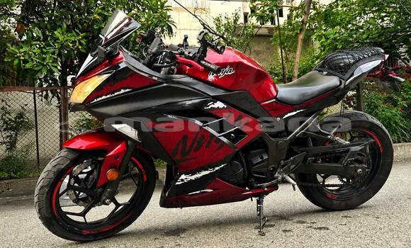 Buy Used Kawasaki Ninja Red Bike in Tbilisi in Tbilisi Buy Used Kawasaki Ninja Red Bike in Tbilisi in Tbilisi