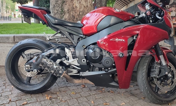Buy Used Honda CBR 1000 RR Red Bike in Tbilisi in Tbilisi