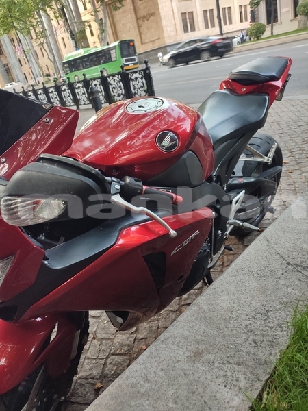 Big with watermark honda cbr 1000 rr tbilisi tbilisi 8206