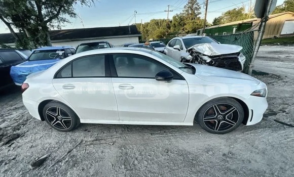 Buy Used Mercedes Viano White Car in Batumi in Ajaria Buy Used Mercedes Viano White Car in Batumi in Ajaria