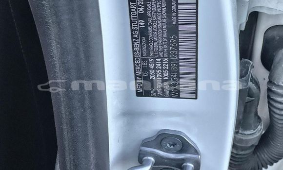 Buy Used Mercedes Viano White Car in Batumi in Ajaria Buy Used Mercedes Viano White Car in Batumi in Ajaria