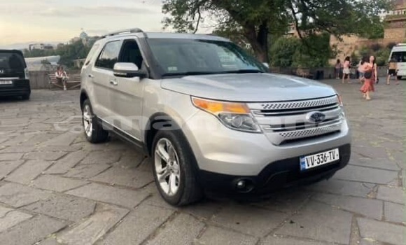 Buy Used Ford Explorer Silver Car in Tbilisi in Tbilisi
