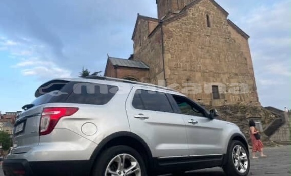 Buy Used Ford Explorer Silver Car in Tbilisi in Tbilisi Buy Used Ford Explorer Silver Car in Tbilisi in Tbilisi