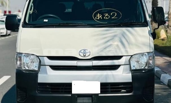 Buy Used Toyota Hiace White Car in Tbilisi in Tbilisi Buy Used Toyota Hiace White Car in Tbilisi in Tbilisi