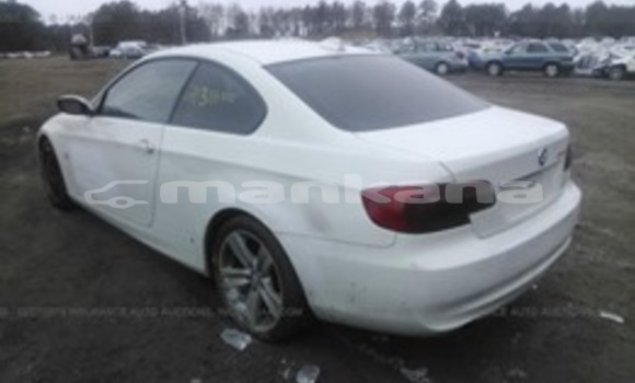 Buy Used BMW 3–Series White Car in Tbilisi in Tbilisi Buy Used BMW 3–Series White Car in Tbilisi in Tbilisi