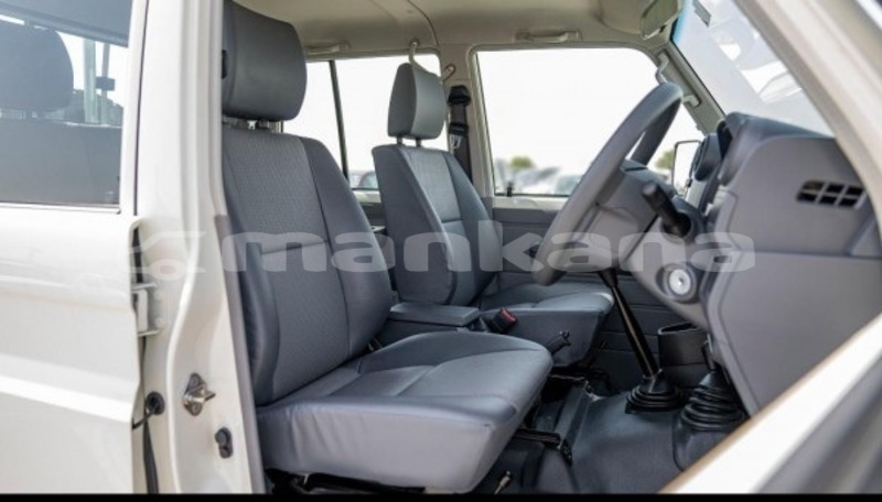 Big with watermark toyota land cruiser tbilisi tbilisi 8260