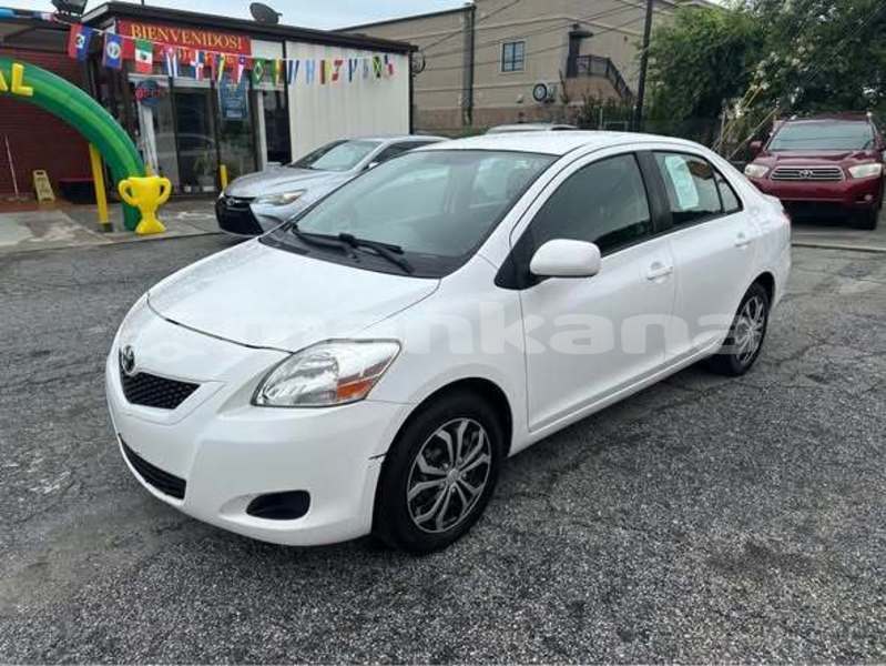 Big with watermark toyota yaris abhasia gali 8267
