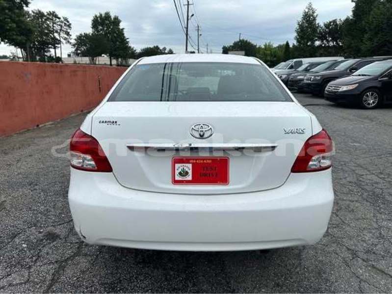 Big with watermark toyota yaris abhasia gali 8267