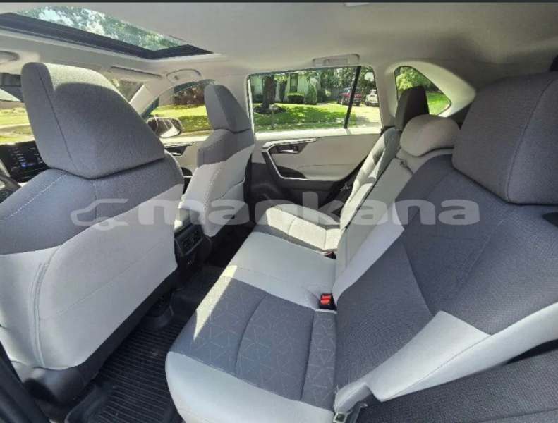Big with watermark toyota rav4 mcheta mtianeti dusheti 8299