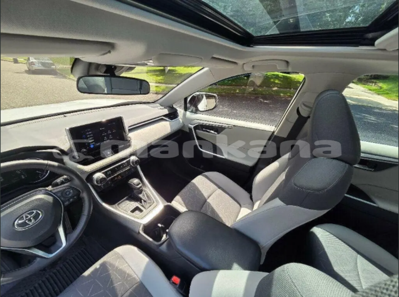 Big with watermark toyota rav4 abhasia ahali atoni 8301